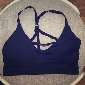 Black nike sports bra